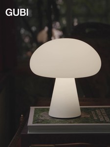 蘑菇主卧床头台灯高颜值现代简约创意个性时尚卧室插电款2023新款