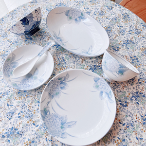 现货日本进口美浓烧蓝淡彩紫阳花绣球陶瓷釉下彩餐具碗鱼盘碟勺盘