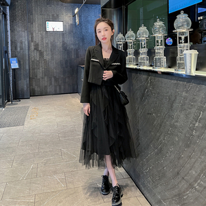 qgyfj淘宝高端名媛黑色西装连衣裙女春季2022新款设计感假两件珠光