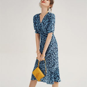 maxmara 法式复古碎花v领茶歇连衣裙2021收腰显瘦气质系带鱼尾裙