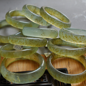 岫玉阁 a货纯天然岫玉手镯 花玉飘花水草花色 玉镯岫岩玉女款wojb