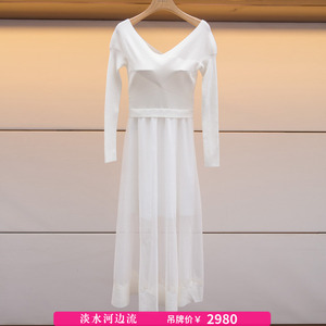 卡洛琳2019春季正品新品女装L6004304针织连衣裙2980