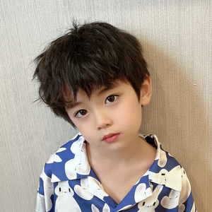 儿童假发男孩短发卷发韩版帅气网红模特写真拍照自然仿真全头套式