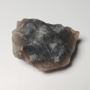 303天然新疆戈壁滩地表黑玛瑙原石雕刻料手把玩摆件尺寸63x48x31