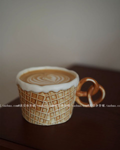 复古可爱华夫饼干造型陶瓷马克杯釉下彩咖啡拿铁杯早餐牛奶杯礼物