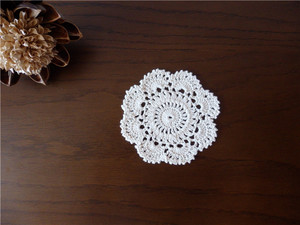 纯棉新款白色纯手工钩针钩织餐杯垫盘子垫隔热垫拍摄道具批量定制
