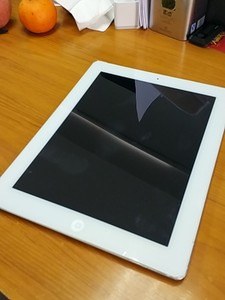 苹果ipad2 64g 插卡联通3g版 只出本地