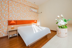 如家酒店(韶关武江桥中山公园江景店)大床房