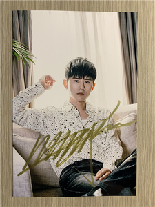 『冲冠』内地明星张杰亲笔签名照片24款热门经典定妆照无仿无印刷