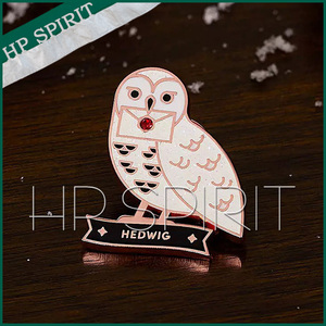 哈利波特正版送信的猫头鹰海德薇闪粉徽章/胸针巫师世界圣诞*现货