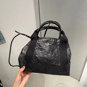 【大锤在意大利】巴黎世家小号沙滩包油蜡皮