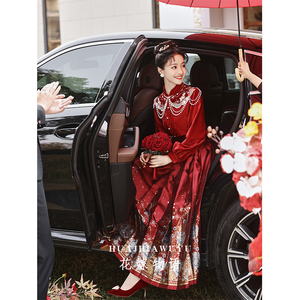 新中式马面裙婚服订婚晚礼服2024新款结婚新娘敬酒服套装红色夏季