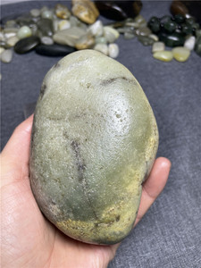 新疆和田玉黄皮水返沙籽料原石独籽无修型天然皮色籽料