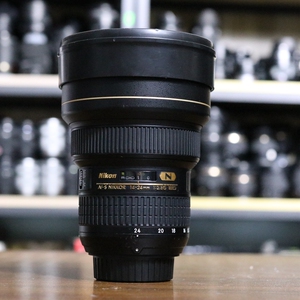 8g ed全画幅广角镜头尼康14-24特价包邮支持换股