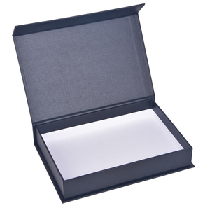 包装书本的礼物盒