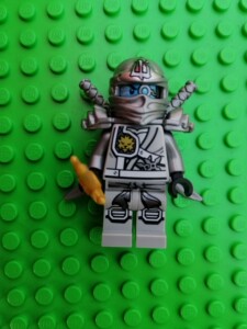 乐高lego 幻影忍者 人仔 njo111 赞 zane 钛合金版 70748 71217