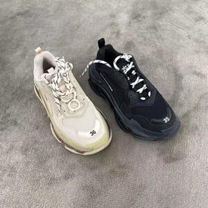 balenciaga 巴黎世家 triples运动鞋女增高男气垫水晶底老爹鞋