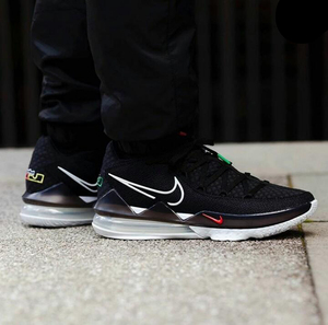 nike lebron xvii low lbj17詹姆斯17男子低帮篮球鞋 cd5006-002