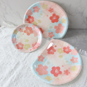 外贸出口日本一次性纸碟加厚餐盘户外餐具派对盘子蛋糕碟即弃餐具