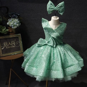 女童礼服绿色亮片短款模特走秀主持公主六一团体表演