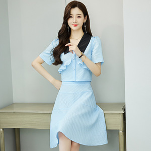女装时尚裙套装2022春季新款休闲可爱时尚方领甜辣两件套套裙清纯