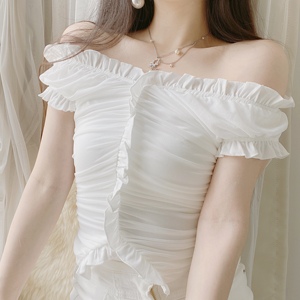 2022夏季新款甜美荷叶边网纱一字肩皱褶短款花边纯欲百搭修身上衣