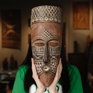 非洲木雕面具人物王后红脸家居桌面手工摆件挂件墙饰实木收藏刚果