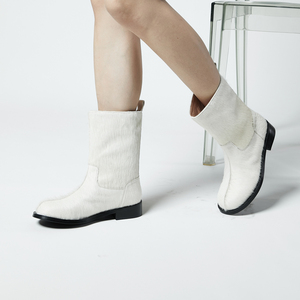 BUBUFEIFEI 原创设计 马靴直筒短靴个性白色马毛平底女靴