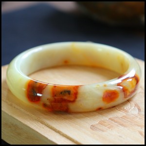 辽阳花玉55mm正品天然岫岩玉手镯岫玉冰透红色镯子花半色玉镯包邮