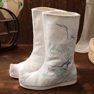 春秋古装汉服鞋靴子男青年明制皂靴古风古代刺绣内增高仙鹤长靴白