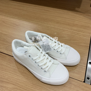 优衣库 男装/女装 帆布休闲鞋 (小白鞋)434989