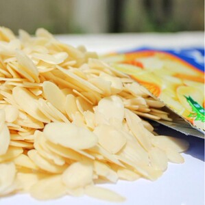 扁桃仁片100克美国大杏仁片 烘焙原料