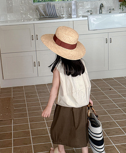 小众设计韩国儿童平顶拉菲手工草编帽子 夏季新日常百搭遮阳草帽