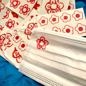 口罩贴纸可爱装饰创意个性diy涂鸦小红花贴画定制好看的笑脸微笑