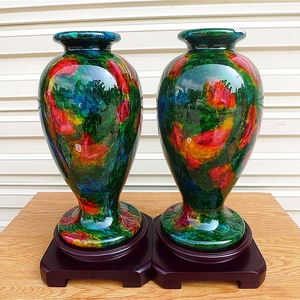 台湾天然七彩石花瓶