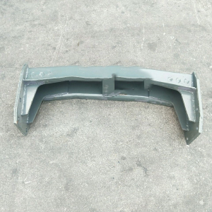 适配重汽豪沃全车配件前四后八8*4变速箱元宝梁鞍形横梁支架托架