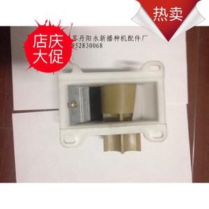 播种机下肥盒