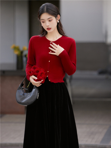 红色毛衣配半身裙套装淑女气质穿搭两件套秋冬高级感款2023新款