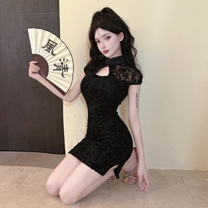 新中式改良旗袍女夏季复古主播服装年轻款黑色气质钉珠盘扣连衣裙
