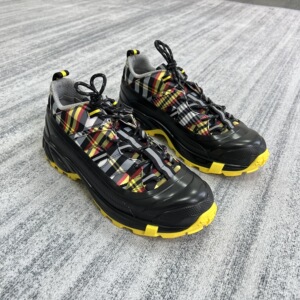 burberry 博柏利 巴宝莉格纹老爹鞋 时尚黄底 牛头鞋舌