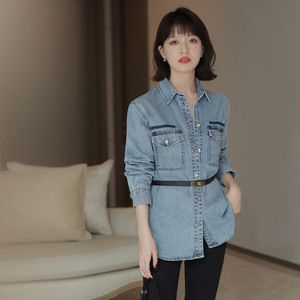 搭配长衬衫的外套