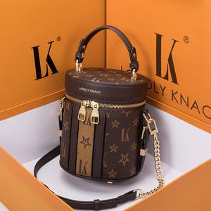 香港代购保罗爱马仕女包小众设计真皮圆筒水桶包包2021新款手提包