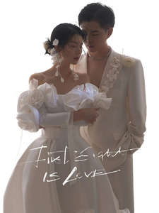 户外新款婚纱影楼主题无袖韩版摄影礼服复古服装韩版短裙白色
