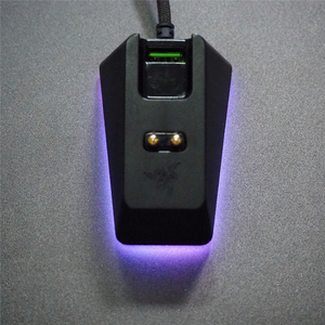 razer雷蛇原装幻彩充电底座毒蝰终极版底座蝰蛇v2p巴塞利斯终极版