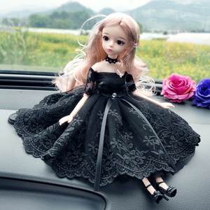 高档汽车摆件黑色蕾丝婚纱芭比娃娃车载摆件可爱汽车内饰品女礼物