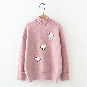 2020年秋冬新款圆领小羊图案套头毛衣女外穿宽松内搭针织衫上衣