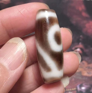 西藏天珠一眼双靠山至纯天珠长34mm招财智慧珠