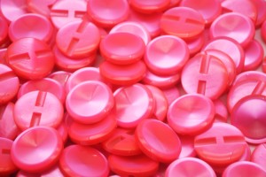 38mm玫红珠光实色有机玻璃纽扣大风衣西服秋冬男女服装复古高档