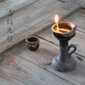 古代油灯盏复古做旧老式煤油灯宋代烛台陶瓷酥油灯茶道禅意摆件