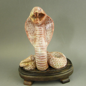 福建寿山石摆件眼镜蛇寿山芙蓉石天然动物客厅石摆件镇宅蛇